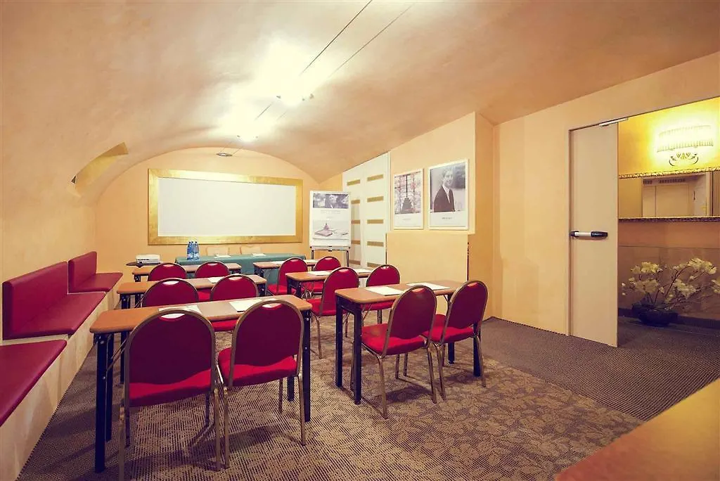 Hotel Mercure Milano Centro 4*, Mediolan
